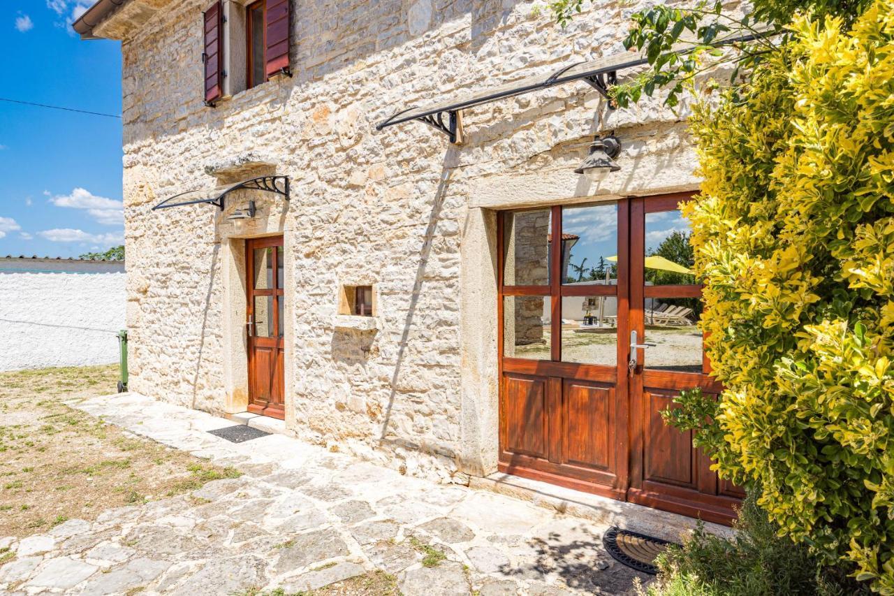 Villa Laura - Orihi Barban Kültér fotó